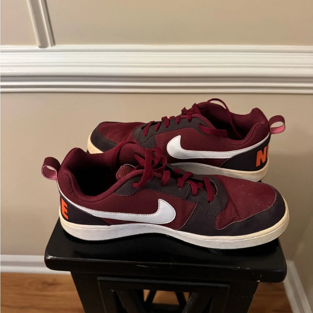 Nike Maroon and White Casual Shoes - Picture 4 of 5